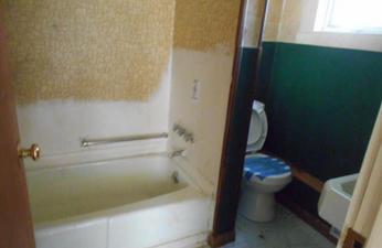 7 Surrey LnAuburn, ME, 04210Androscoggin County
