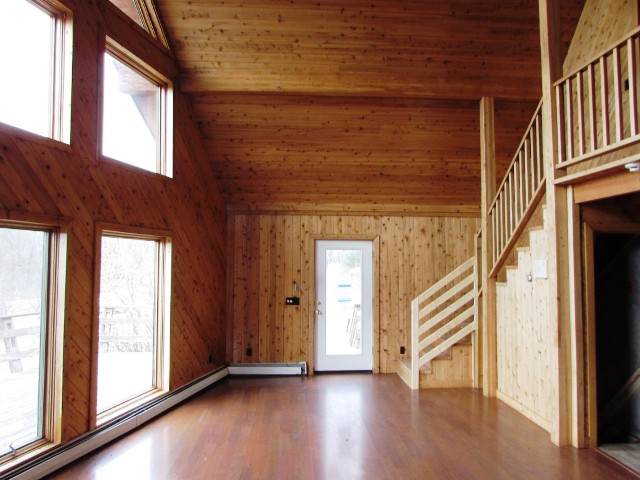 29 Pinewood DriveHartford, ME, 04221Oxford County