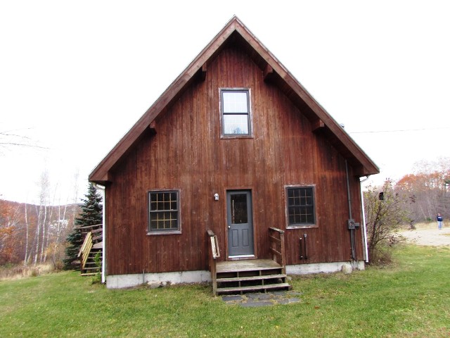29 Pinewood DriveHartford, ME, 04221Oxford County