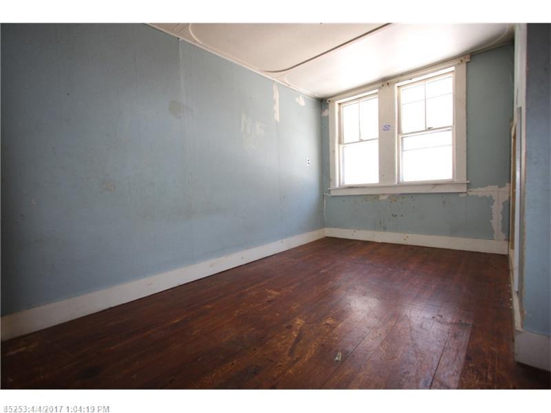 67 SPRING ST, Dixfield, ME 04224