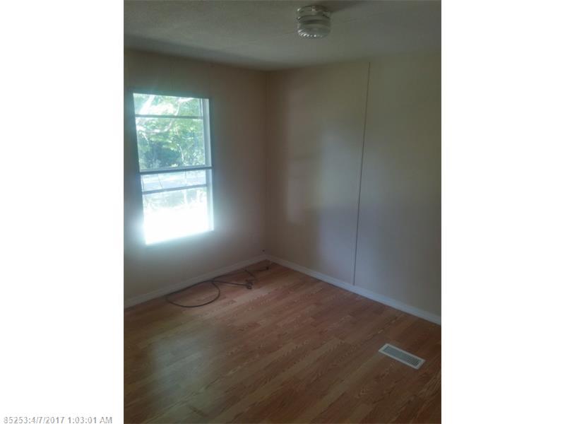 89 Sawyer RD, Greene, ME 04236