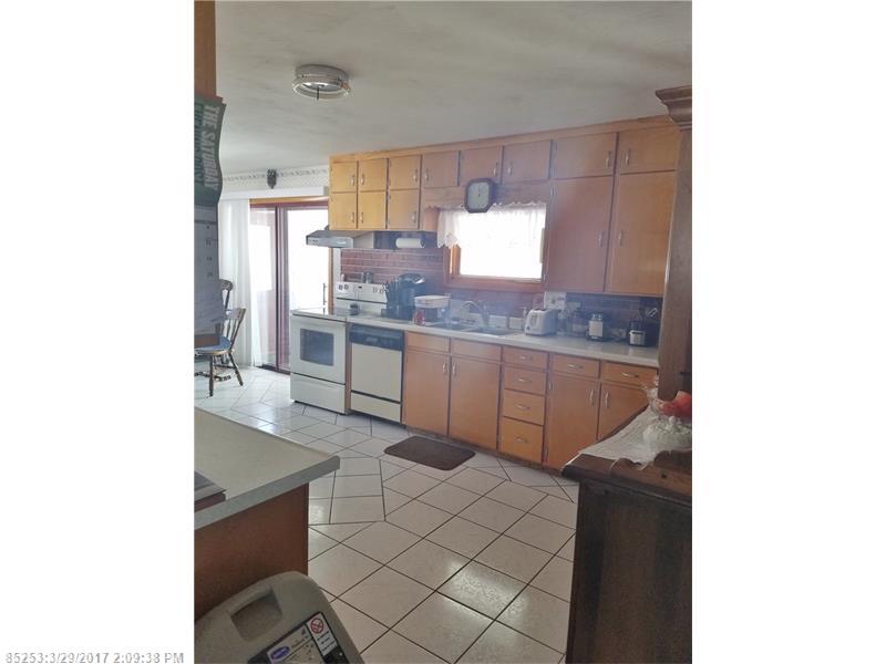 5 Cortland RD, Jay, ME 04239
