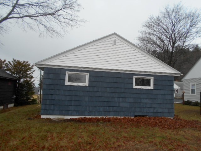65 Baird AveLewiston, ME, 04240Androscoggin County
