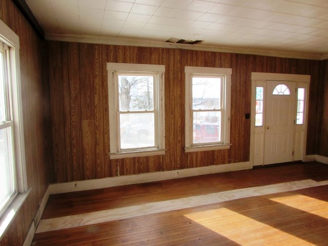 42 Pleasant StLewiston, ME, 04240Androscoggin County