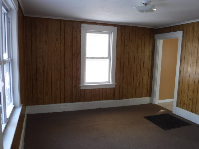 231 -233 Ash StLewiston, ME, 04240Androscoggin County