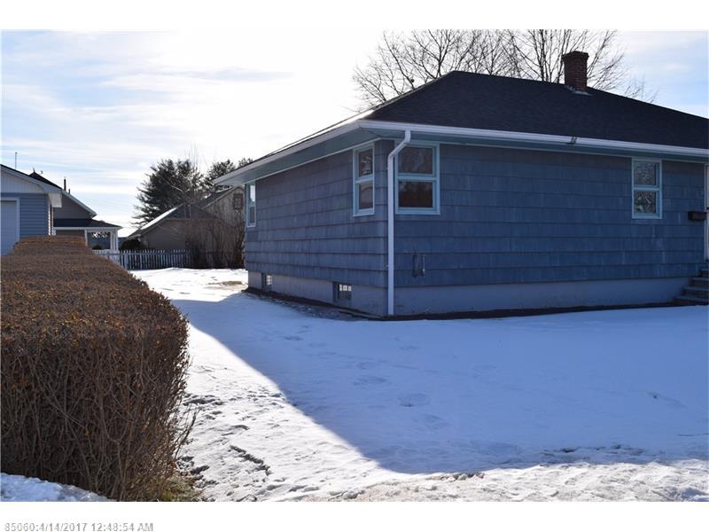 3 Beckett ST, Lewiston, ME 04240