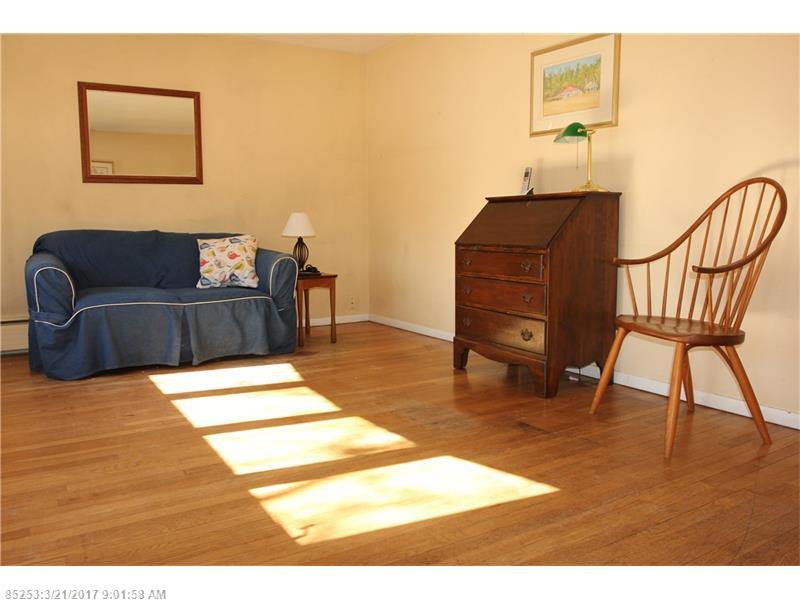 26 Roland AVE, Lewiston, ME 04240