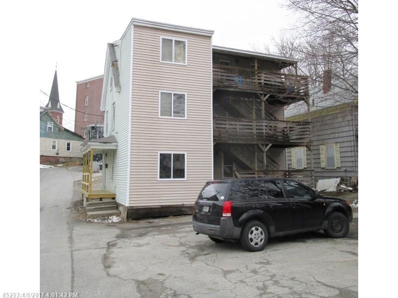 7 Jack CT, Lewiston, ME 04240