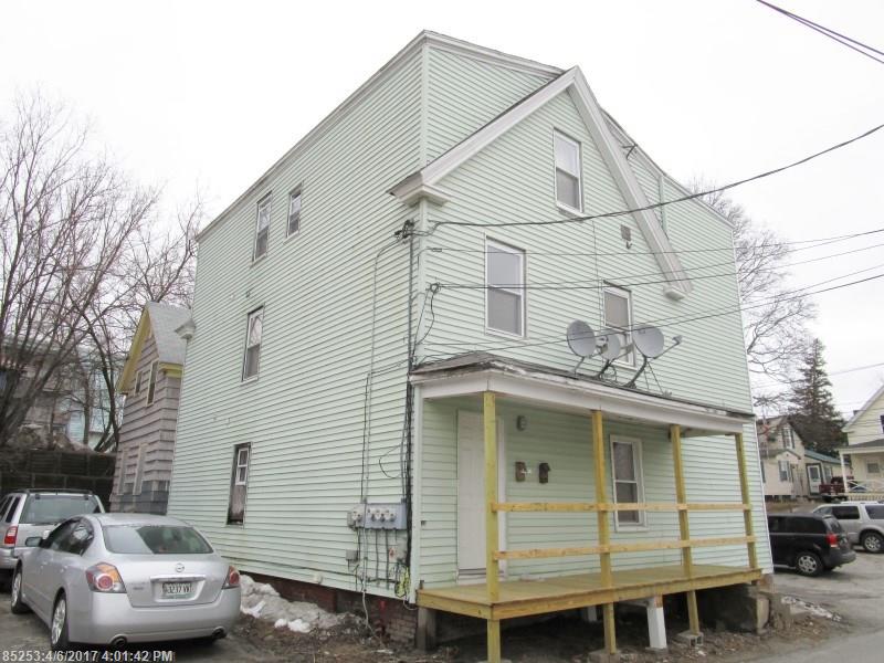 7 Jack CT, Lewiston, ME 04240
