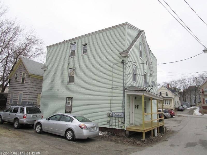7 Jack CT, Lewiston, ME 04240