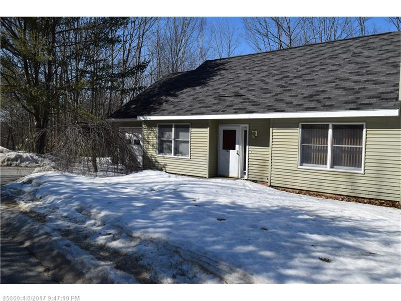 17 West View DR 4, Lewiston, ME 04240