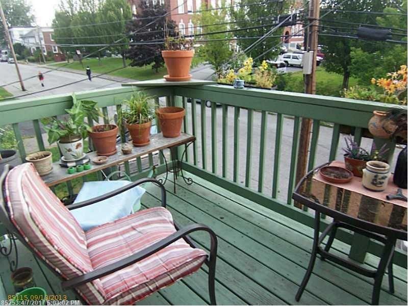 20 Wood ST, Lewiston, ME 04240