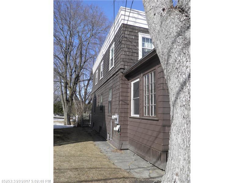 476 Sabattus ST, Lewiston, ME 04240