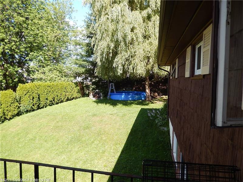 18 Dill ST, Lewiston, ME 04240