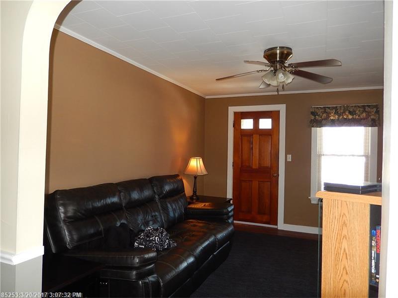 127 Dumont AVE, Lewiston, ME 04240