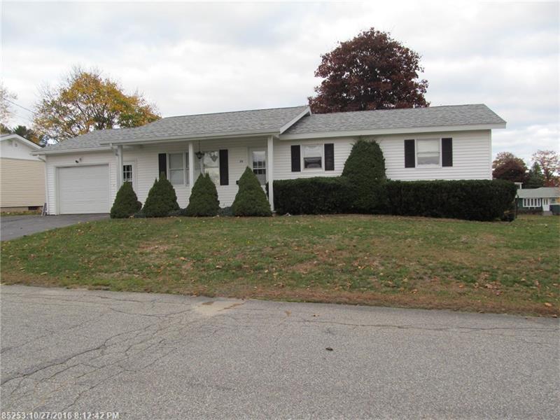 29 Scribner CIR, Lewiston, ME 04240