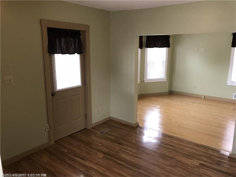 2 Ralph AVE, Lewiston, ME 04240