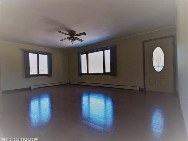 15 South Lisbon ST, Lewiston, ME 04240