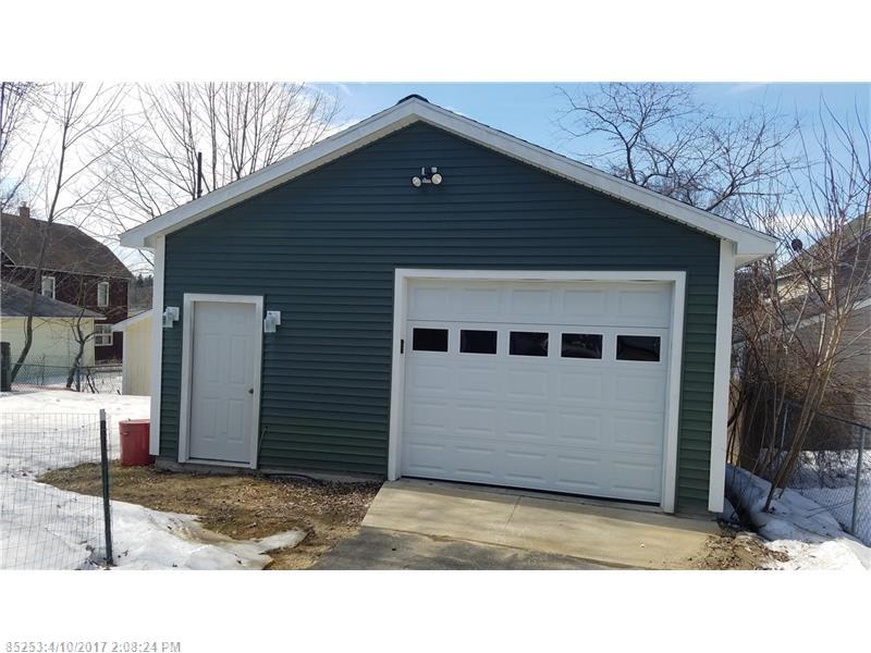 22 Otis ST, Livermore Falls, ME 04254