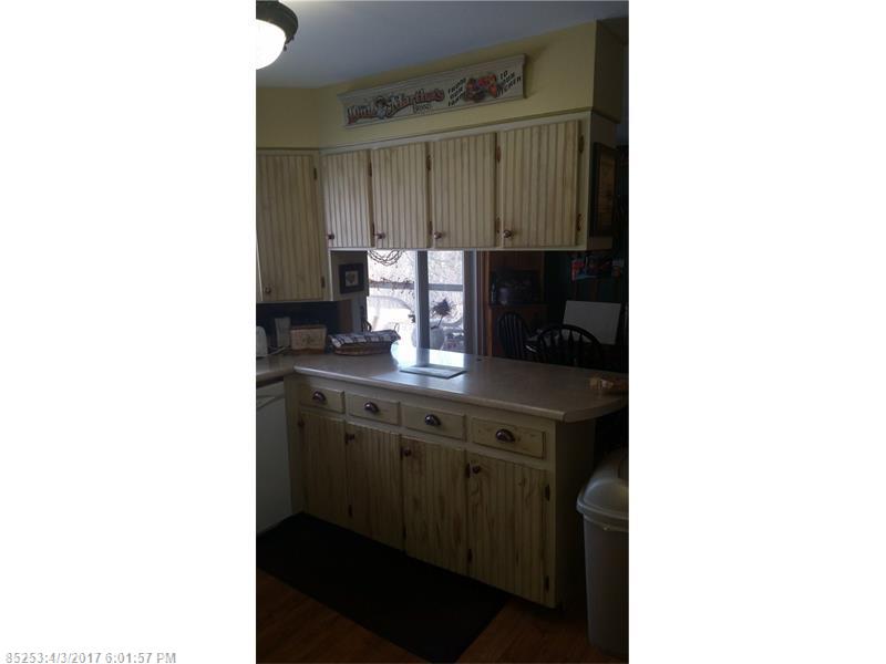 42 Heritage LN, Livermore Falls, ME 04254
