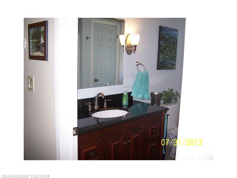 18 Brookside AVE, Livermore Falls, ME 04254