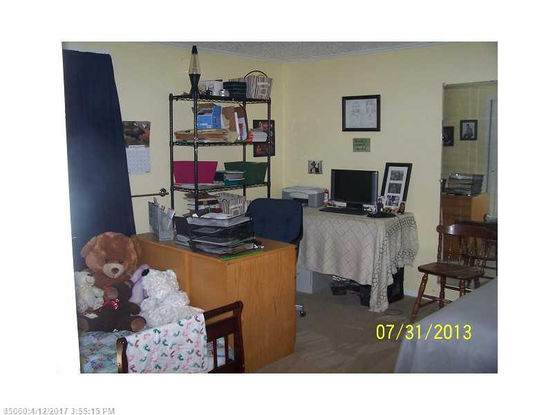 18 Brookside AVE, Livermore Falls, ME 04254
