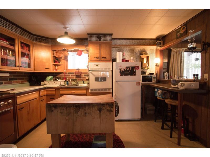 34 Oak RD, Greenwood, ME 04255