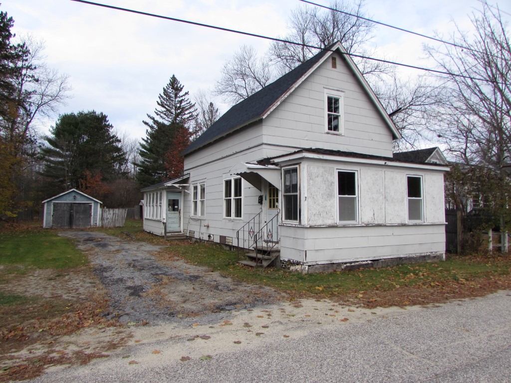 7 Martin St.Mechanic Falls, ME, 04256Androscoggin County
