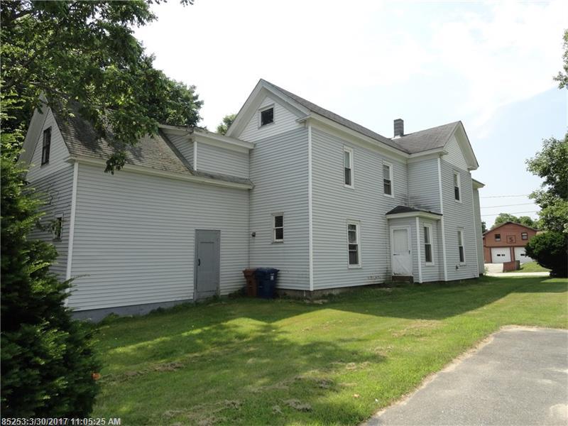 93 Maple ST, Mechanic Falls, ME 04256