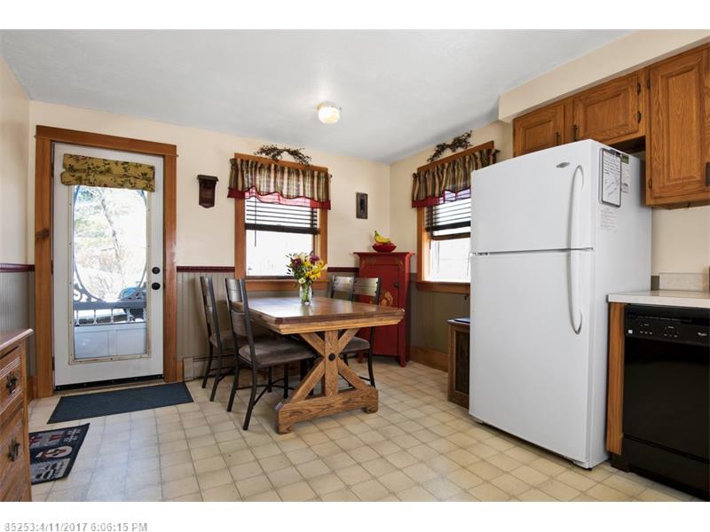 122 Penney RD, New Gloucester, ME 04260