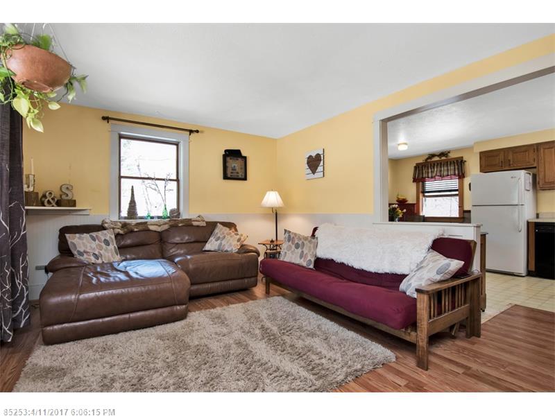 122 Penney RD, New Gloucester, ME 04260