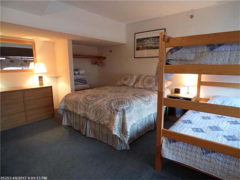 8 Sunrise DR A127, Newry, ME 04261