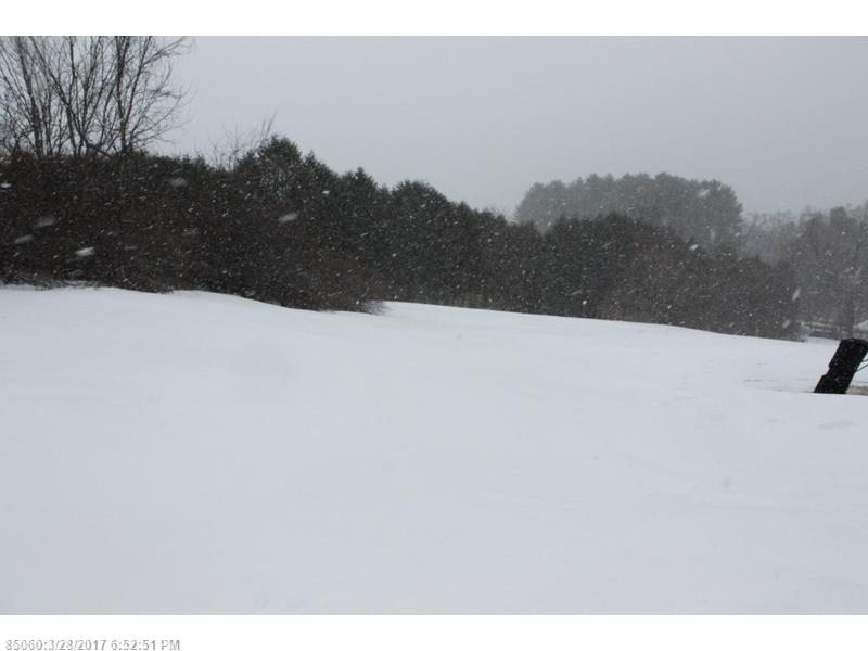 60 Old Lewiston RD, Monmouth, ME 04265