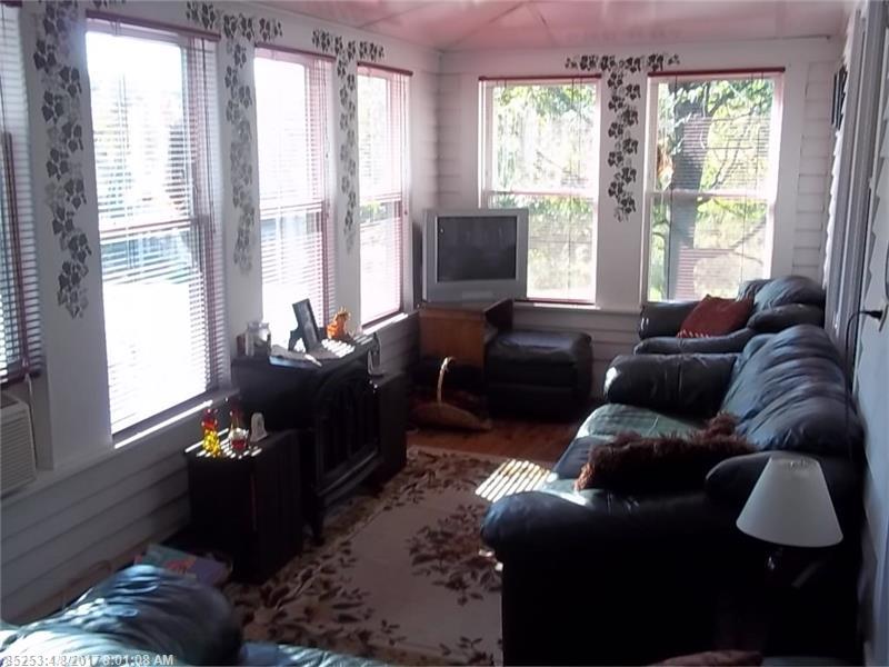 4 Morse RD, Monmouth, ME 04265
