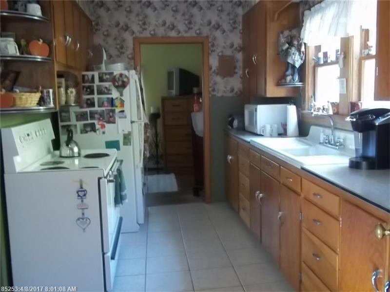 4 Morse RD, Monmouth, ME 04265