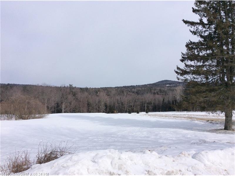 37 Bill Howe RD, Norway, ME 04268