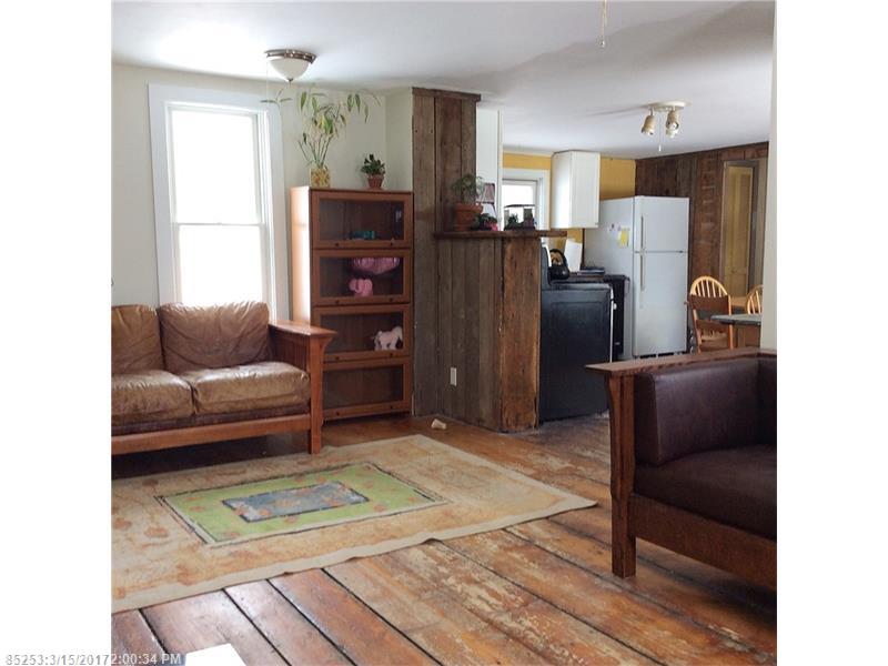 37 Bill Howe RD, Norway, ME 04268