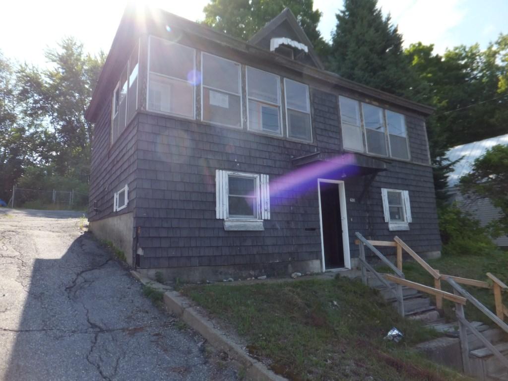 638 Crescent AveRumford, ME, 04276Oxford County