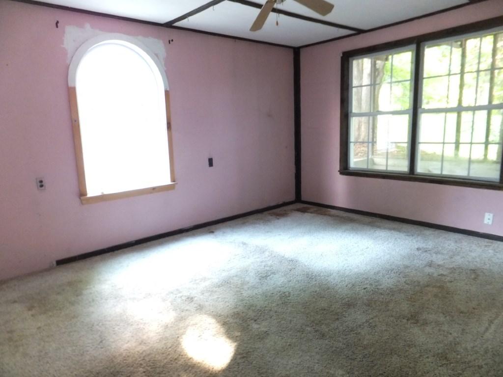 638 Crescent AveRumford, ME, 04276Oxford County
