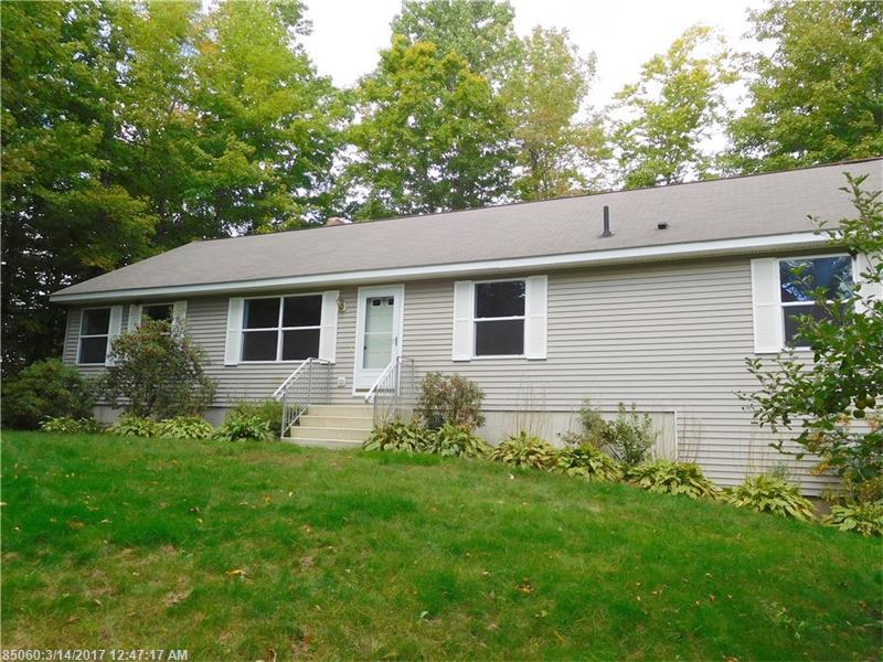 70 Lansley DR, Sabattus, ME 04280