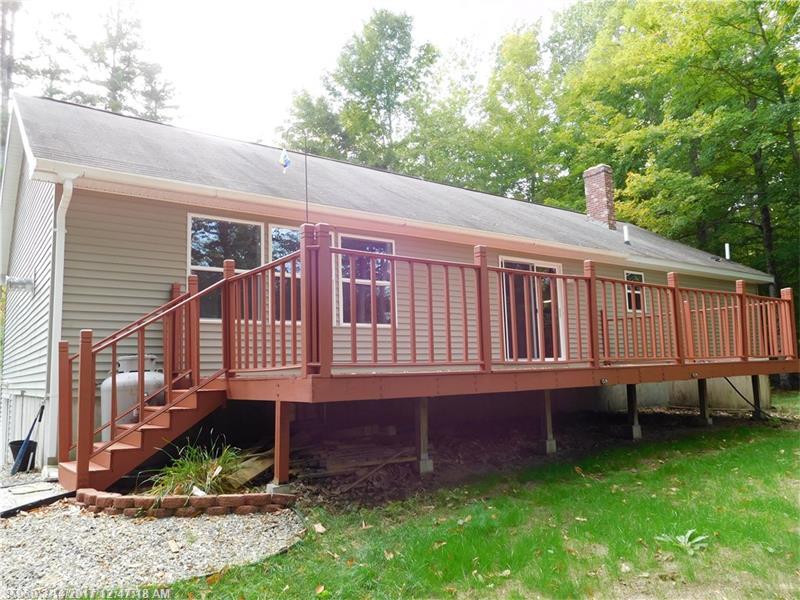 70 Lansley DR, Sabattus, ME 04280
