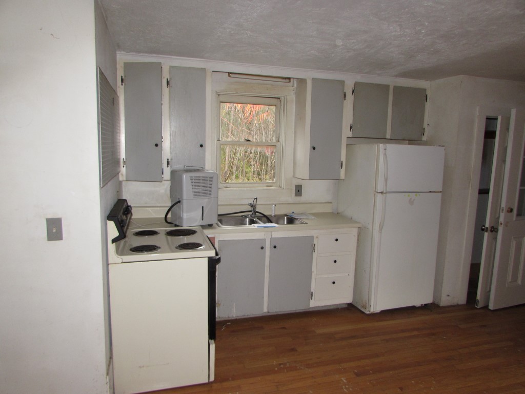 248 Oak Hill RdWales, ME, 04280Androscoggin County