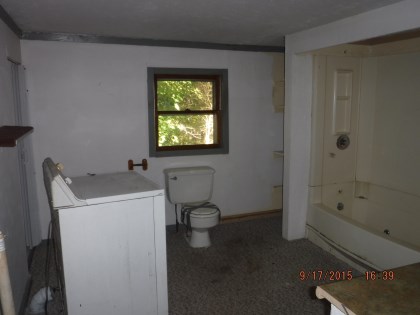 122 Hebron RdSouth Paris, ME, 04281Oxford County