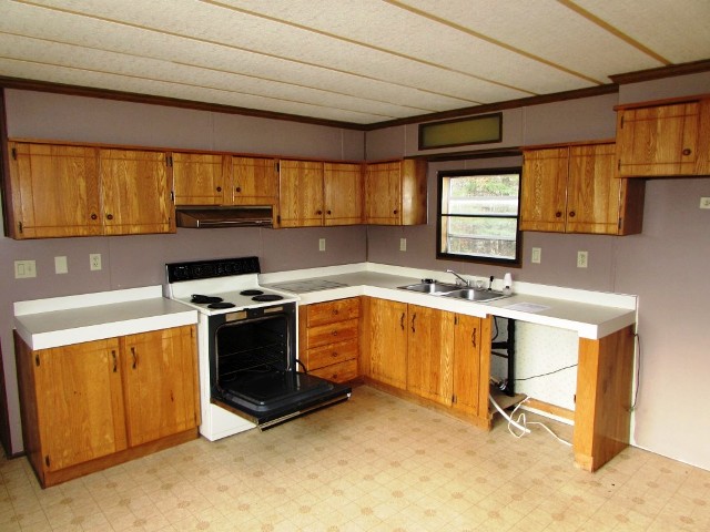 94 Fisher RdBowdoin, ME, 04287Sagadahoc County
