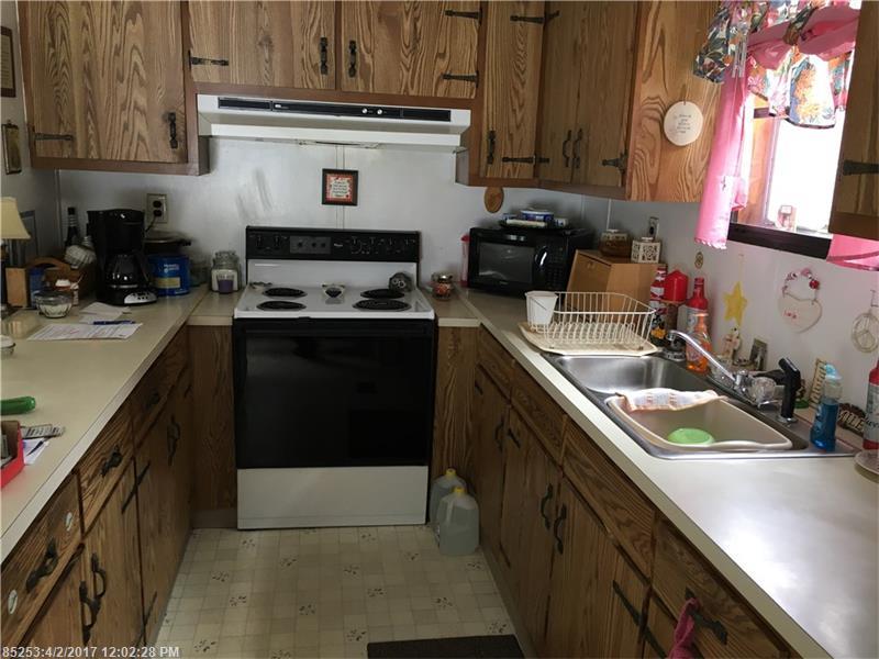 65 Greenwood ST, West Paris, ME 04289