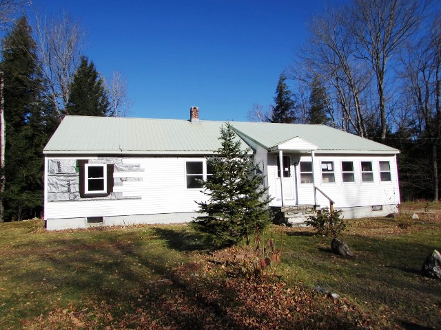 1029 Main StreetSumner, ME, 04292Oxford County