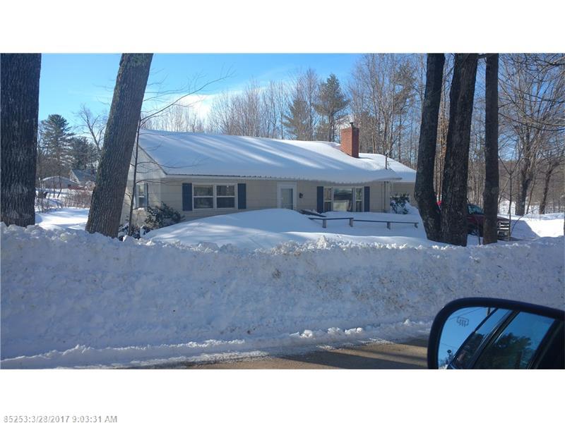 28 Fuller ST, Wilton, ME 04294