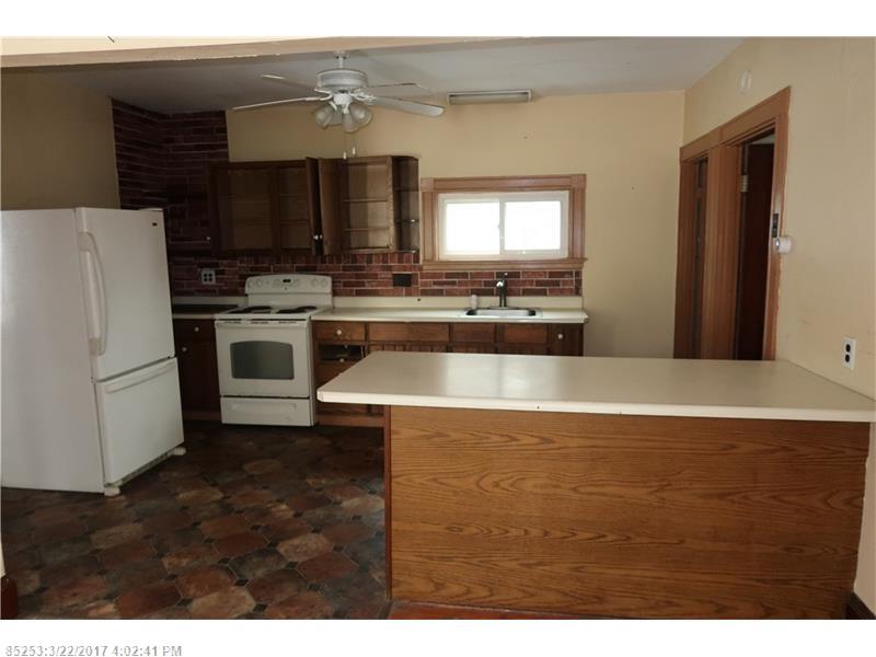 22 Cushman ST, Augusta, ME 04330