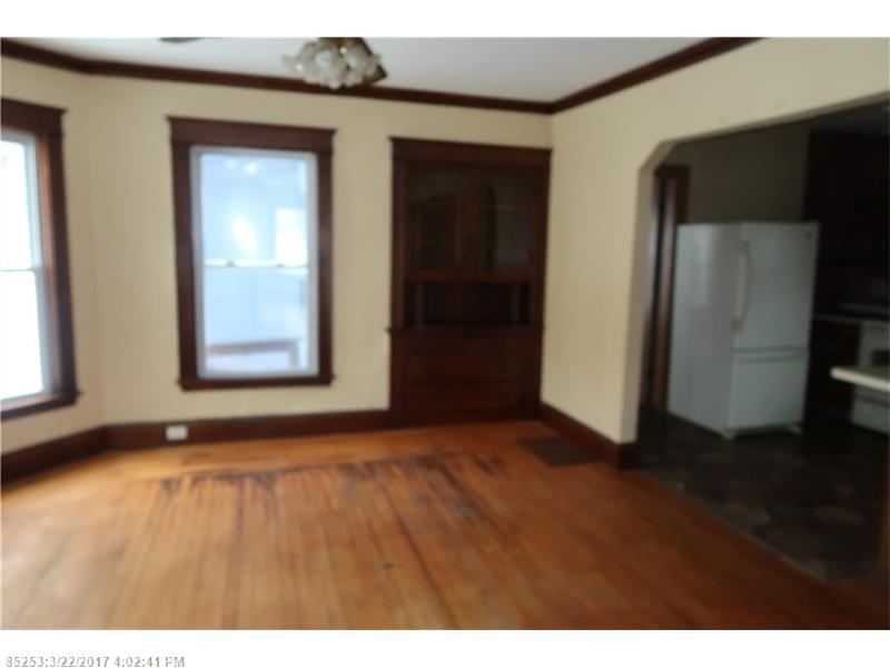 22 Cushman ST, Augusta, ME 04330