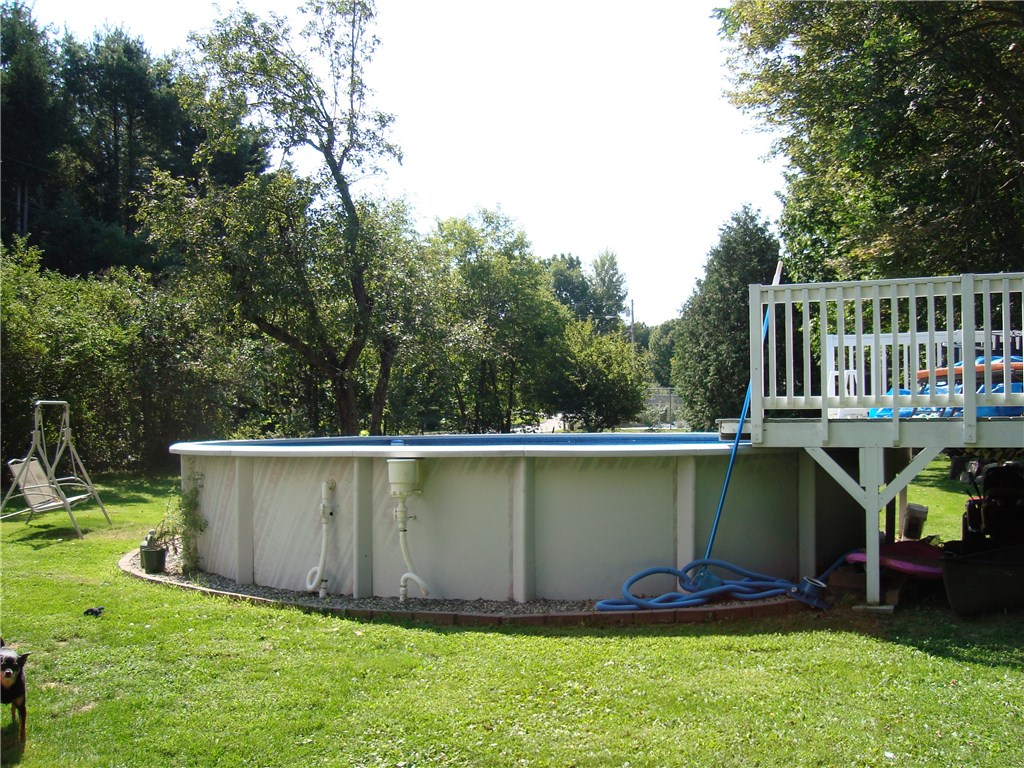 132 Old Winthrop Rd, Augusta, ME 04330